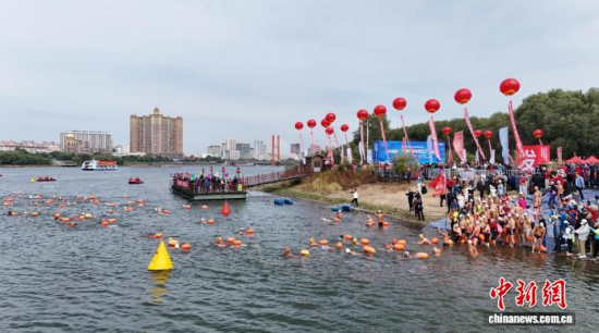 ��ӬF(xi��n)������Ӿʿ��������ˮ����ʯ���� �z