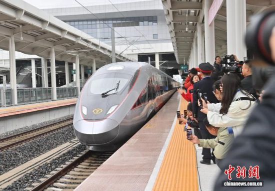 9��28����G8166����܇(ch��)���L(zh��ng)��ɽվʼ�l(f��)�����K�c(di��n)վ���(y��ng)��վ������ �z