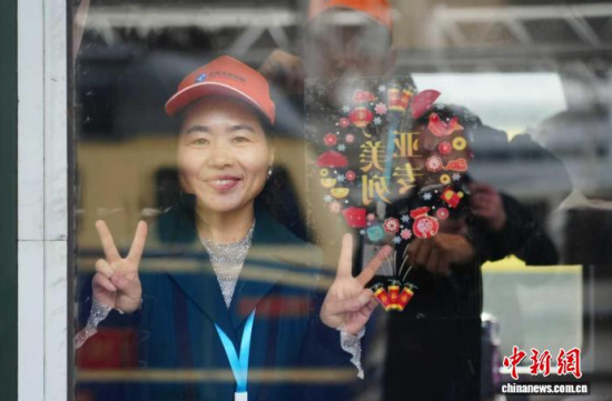 ���L(zh��ng)��վվ�_(t��i)���ÿʹ�ˡ����B�����М�(zh��n)����l(f��)�����R�z