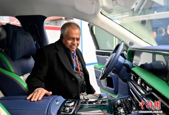 12��16�գ������L��������F(tu��n)�ɆT�w��Ї���܇�������� �z