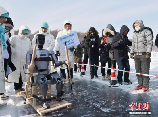 1��10�գ������L�����C(j��)�������������ϓ]��ѩ�ȣ��ڱ����ϊ^��������(�Y�ψD) ���� �z