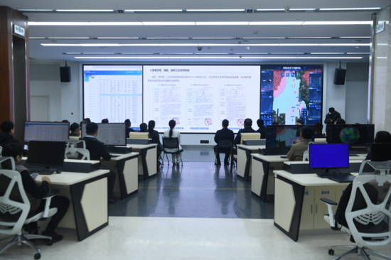 �������v�����@��I(y��)���˽�Ϳս�(j��ng)���l(f��)չ�����P(gu��n)������